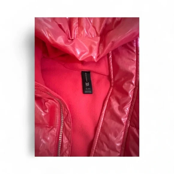 All in Motion Vibrant Pink Hooded Puffer Jacket - Picture 3 of 5